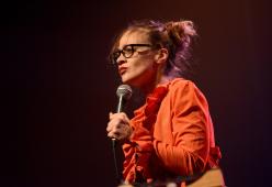 Fiona Apple si lancia all'attacco di Donald Trump 
