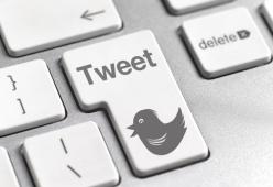 Tweet lampeggiante causa crisi epilettica al destinatario. Denunciato l'autore