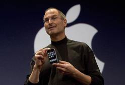 Buon compleanno iPhone, lo smartphone che ha cambiato il mondo
