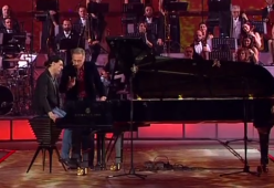 "MUSIC", che successo! Ezio Bosso emoziona, Manuel Agnelli "sorprende"