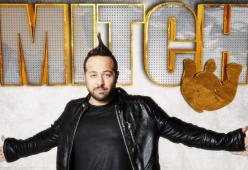 “In alto la testa”: Mitch lancia una canzone per le popolazioni terremotate. Ecco il video!