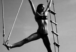 Calendario Pirelli, ode alla bellezza nelle fotografie in mostra a Torino 