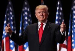 Trump subito a lavoro: “Costruiremo il muro con il Messico!”