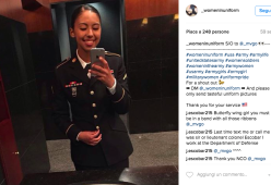 Il fascino delle donne in divisa. Ora arriva anche l'account Instagram 
