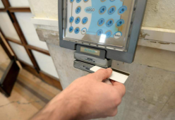 In arrivo un microchip sottopelle per sostituire il classico cartellino