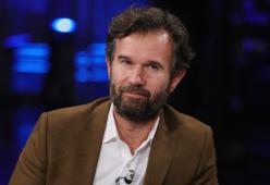 Carlo Cracco: “Non metterò il plexiglass nel ristorante, piuttosto chiudo”