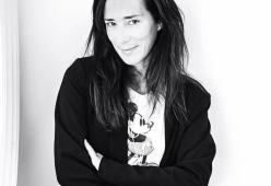 Chiara Gamberale presenta il  libro "L'Isola dell'Abbandono" a 105 Friends
