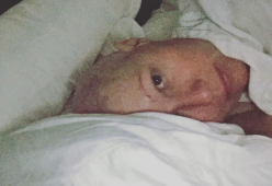 Shannon Doherty commuove Instagram: la sofferenza della lotta contro il cancro in uno scatto