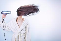 Capelli, un business che online vale fino a 6mila euro al chilo
