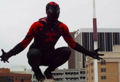 Black Widow, il supereroe reale che vigila sull'America