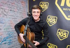 Louis Berry a 105 Friends, le foto