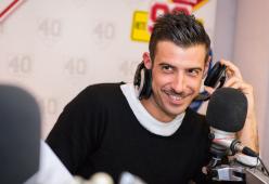 Francesco Gabbani presenta il suo nuovo album.. e la sua fidanzata!