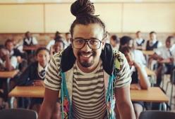 Il professore di matematica fa lezione con l'hip-hop
