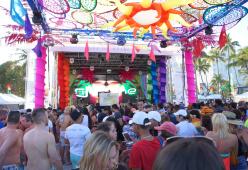 Con 105 Miami al Beach Gay Pride 2017!