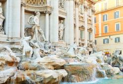 La Fontana di Trevi "fattura" un milione di euro all’anno in monetine