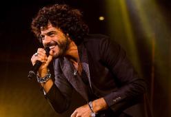 Francesco Renga annuncia gli ospiti del suo tour