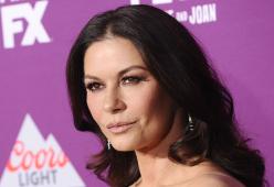 Catherine Zeta Jones: una vita da star, anche sui social