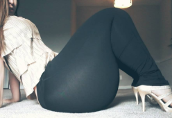 Randalin: la "instagrammer" che ha dei fianchi incredibili