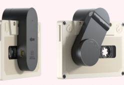 Ritorna il walkman per riascoltare le cassette… in chiave moderna.  

