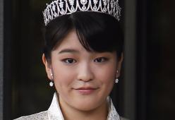 La principessa del Giappone rinuncia al trono per amore

