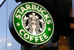 Caffè bollente sulla cliente: Starbucks dovrà risarcirla con 100mila dollari