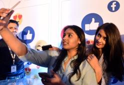 Facebook, dirette video: in arrivo due grandi novità