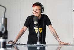 Sfera Ebbasta presenta "Tran Tran" a 105 Mi Casa: guarda le foto dell'intervista! 