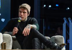 Fedez risponde a Franceschini con un video: "Orgoglioso di questa querela" 