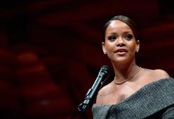 Rihanna scrive ai potenti del mondo su Twitter