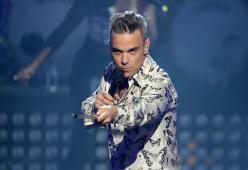 Robbie Williams si scusa con Jimmy Page dopo avergli dato del pazzo