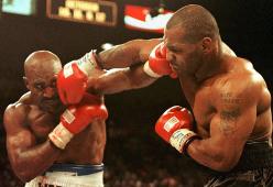 Mike Tyson: 20 anni fa il morso della leggenda, ecco il video