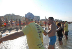 Riccione, il Vangelo arriva direttamente in spiaggia 