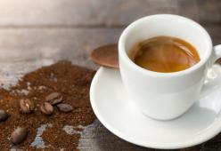 Il segreto per vivere a lungo? Bere tre caffè al giorno