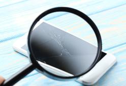 Nuovi schermi per smartphone indistruttibili e autoricaricabili