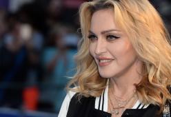 Madonna blocca l’asta dei suoi oggetti personali 