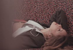 Francesca Michielin: ecco il video di "Vulcano"
