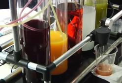 Video: ecco Squeeze Music, il juice maker per "bere" la tua musica
