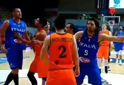 Video: Gallinari perde la testa, pugno all’avversario, espulso