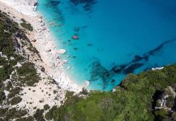 Un italiano su due non può permettersi le vacanze, i dati dell'Eurostat