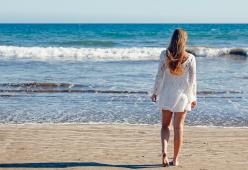 Le regole dell'Istituto Superiore di Sanità per andare in spiaggia