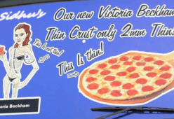 Victoria Beckham definita "icona di anoressia": lei fa causa alla pizzeria 