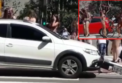 Ragazze in bikini sulla strada, l’auto va a sbattere! Il video 