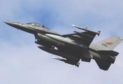 Usa: aereo misterioso si schianta vicino all'Area 51