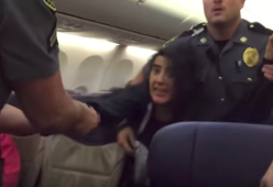 [Video] Usa: è allergica agli animali, così la polizia la caccia dall’aereo