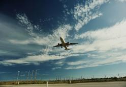Coi cambiamenti climatici aumenteranno le turbolenze in aereo