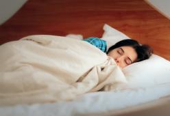Come addormentarti in 1 minuto: prova il metodo 4-7-8