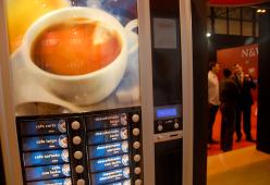 Una ricerca rivela che gli Italiani amano il caffè della macchinetta
