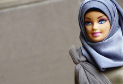 In arrivo la Barbie che indossa il velo