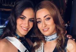 La foto tra Miss Iraq e Miss Israele sta dividendo il mondo