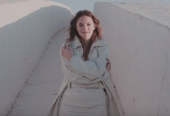 Francesca Michielin pubblica il video di "Io Non Abito Al Mare"